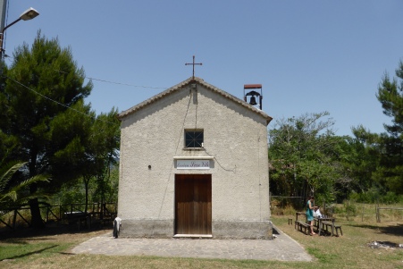 Another lunch stop, abandon churches again (always with handy fresh water springs for washing up!) - Cilento National Park, Campania