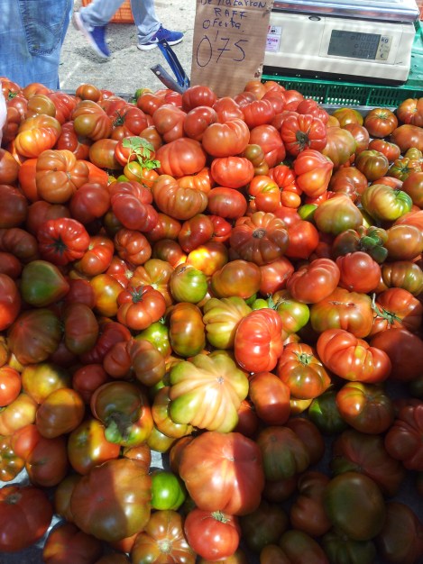 Tomatoes - so many new types to try in Murcia